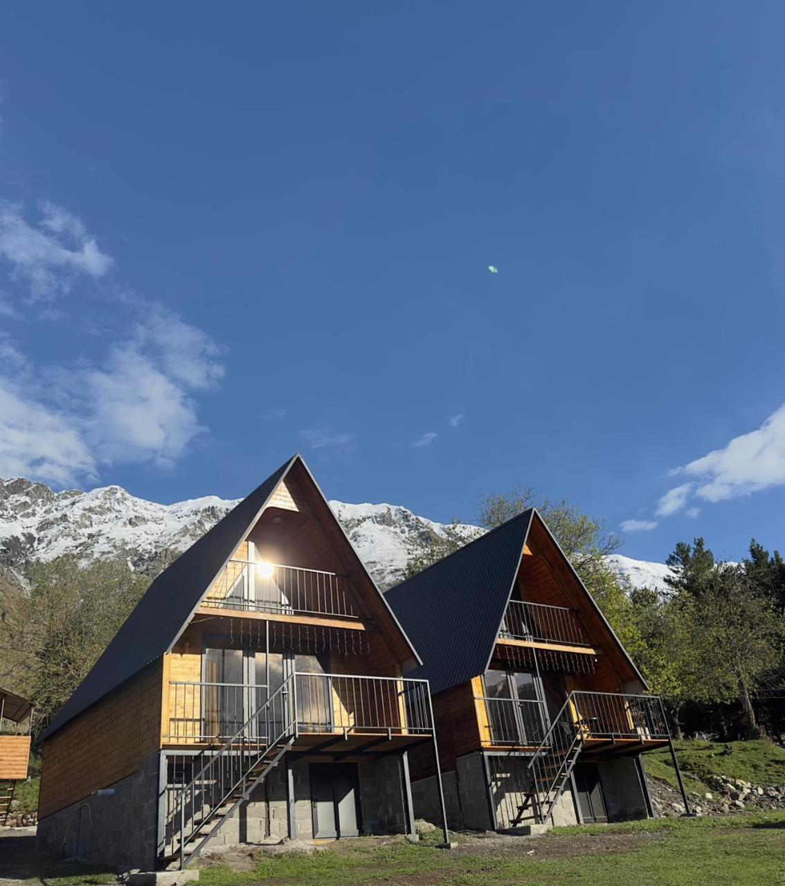 Cottage Paradise Степанцмінда Екстер'єр фото